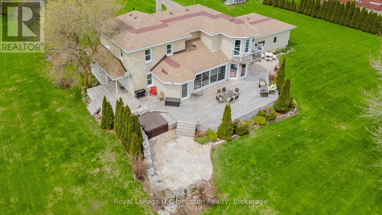 












3622 HIGHWAY 21

,
Kincardine,




Ontario
N0G2T0

