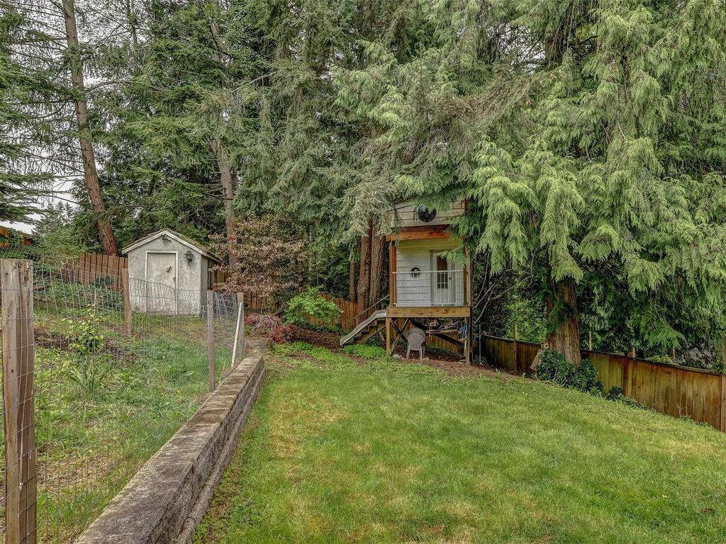 









517


Doreen

Pl,
Nanaimo,




BC
V9T 4S1

