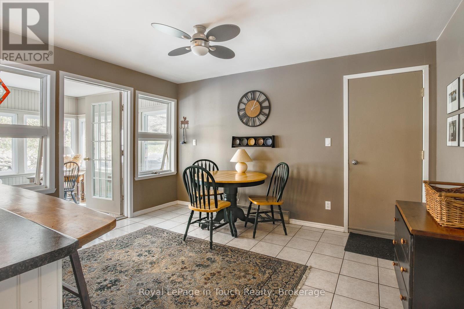 












119 SILVER BIRCH DRIVE

,
Tiny,




Ontario
L9M0M6

