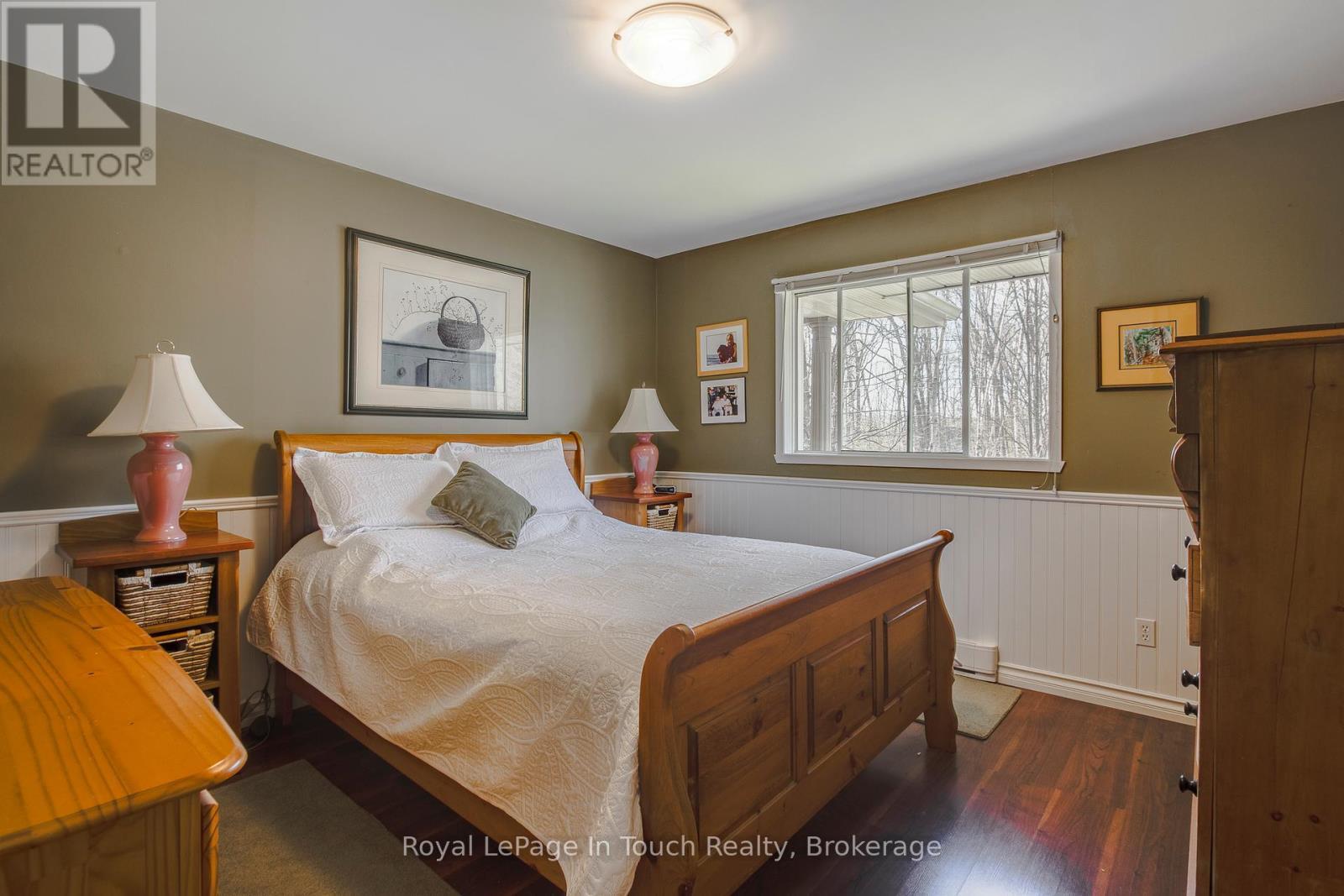 












119 SILVER BIRCH DRIVE

,
Tiny,




Ontario
L9M0M6

