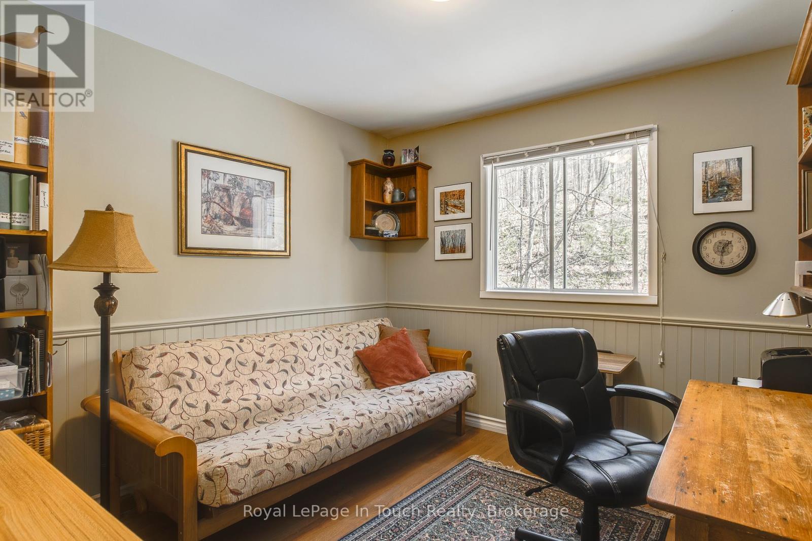 












119 SILVER BIRCH DRIVE

,
Tiny,




Ontario
L9M0M6

