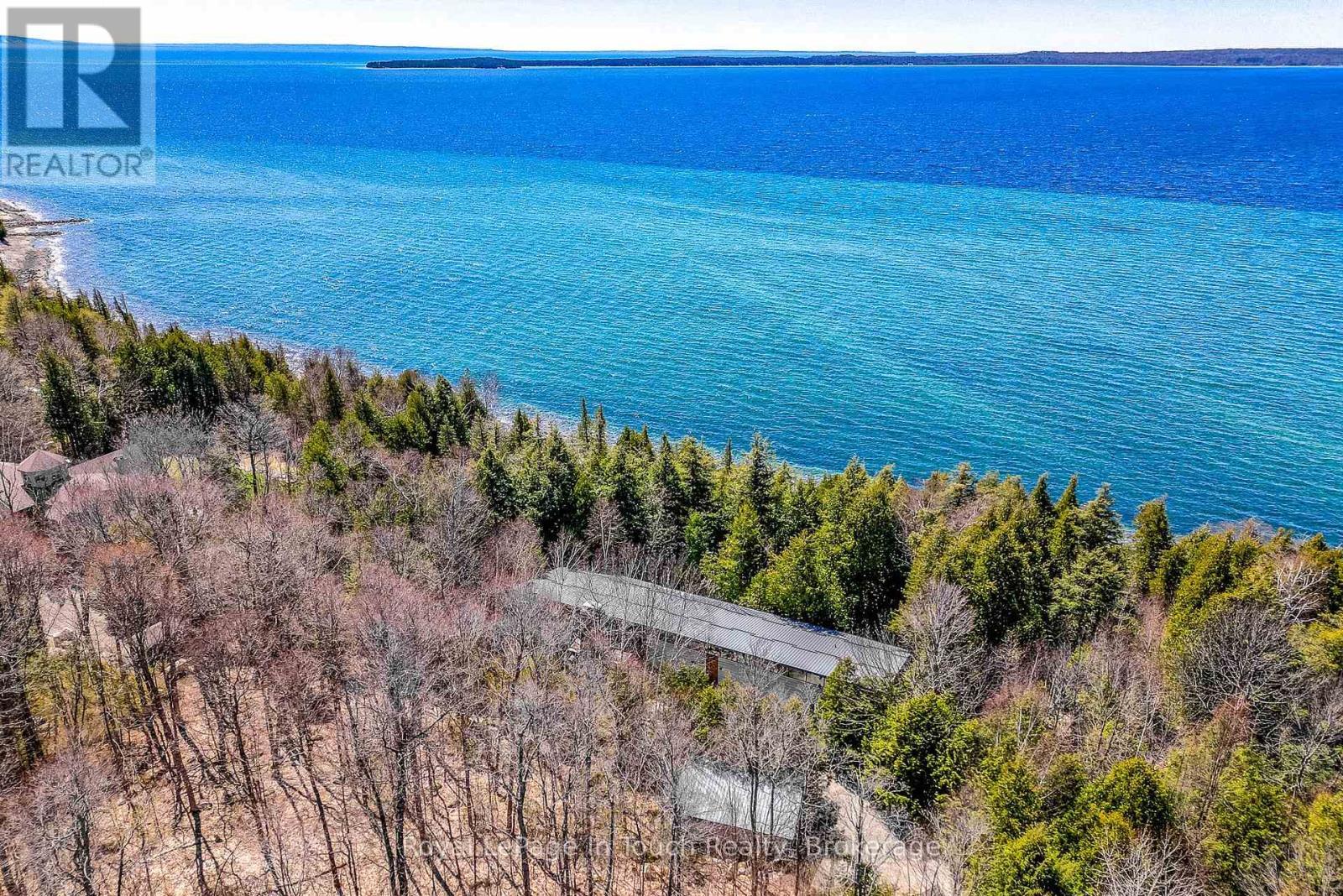 












130 MELISSA LANE

,
Tiny,




Ontario
L9M0T8

