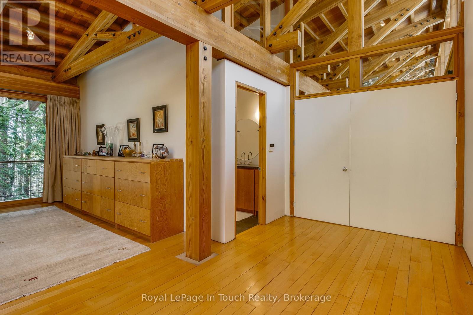 












130 MELISSA LANE

,
Tiny,




Ontario
L9M0T8

