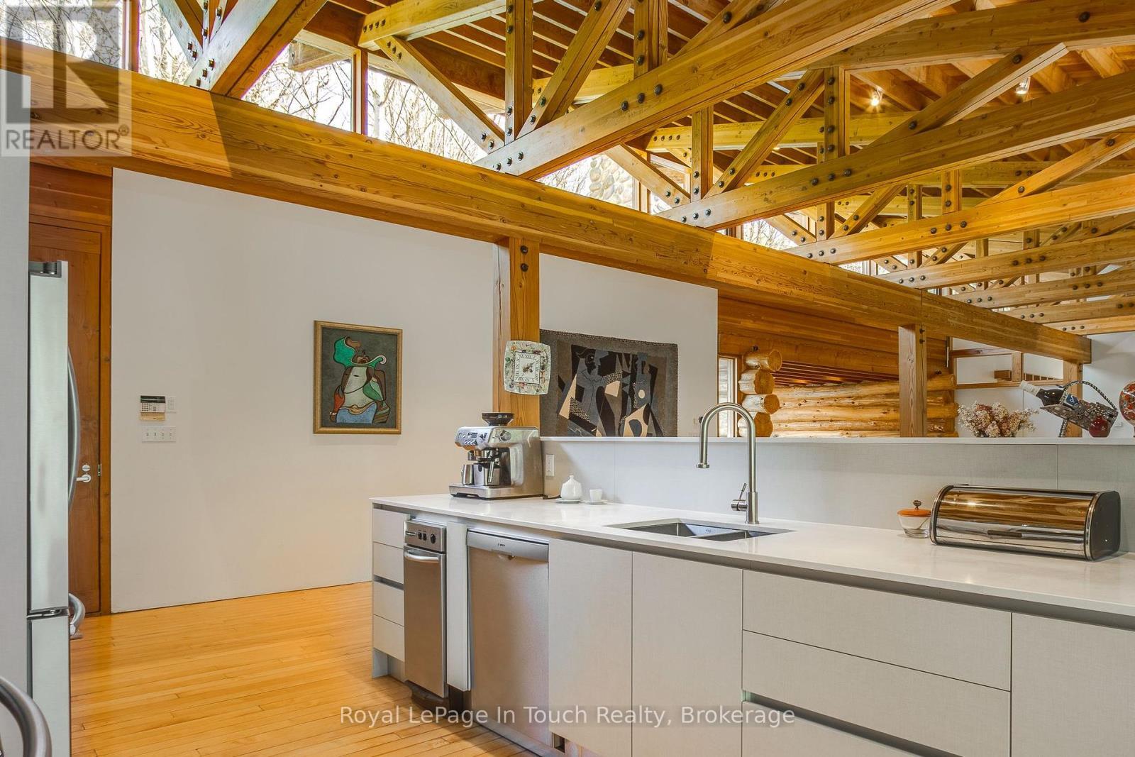 












130 MELISSA LANE

,
Tiny,




Ontario
L9M0T8

