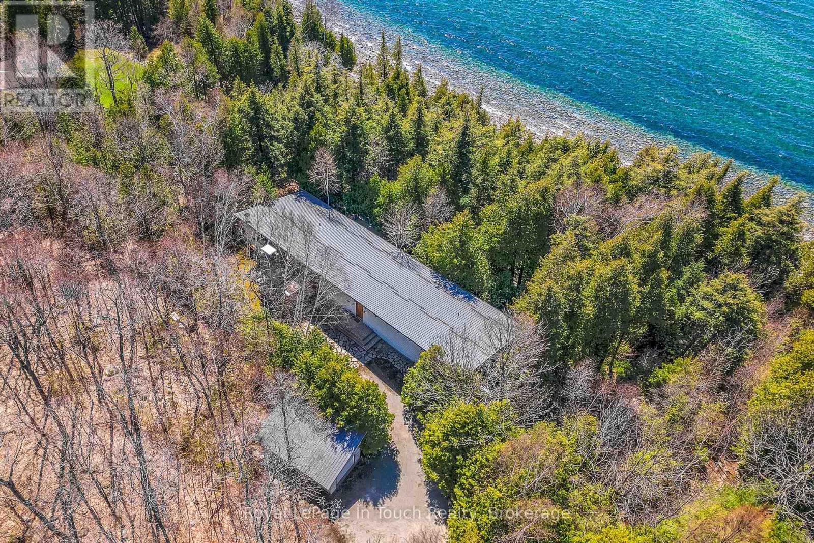 












130 MELISSA LANE

,
Tiny,




Ontario
L9M0T8

