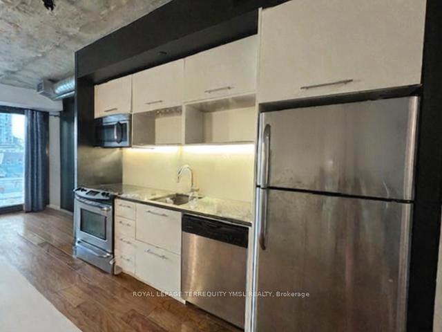 









51


Trolley

Crescent, 302,
Toronto,




ON
M5A 0E9

