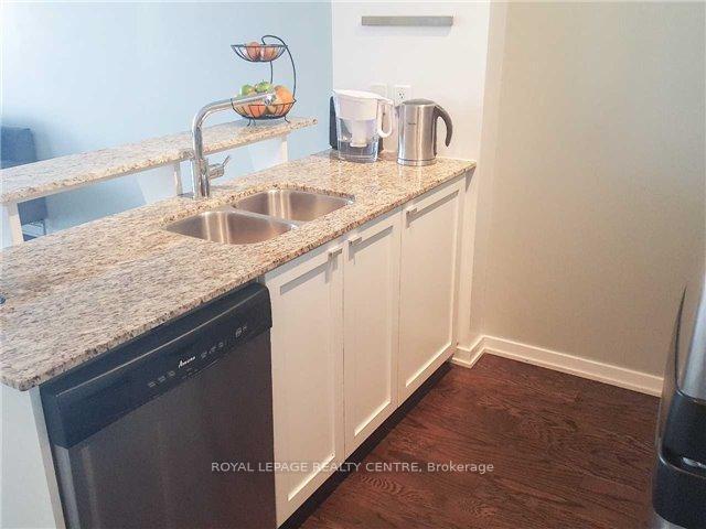 









103


The Queensway

Avenue, 2601,
Toronto,




ON
M6S 5B3

