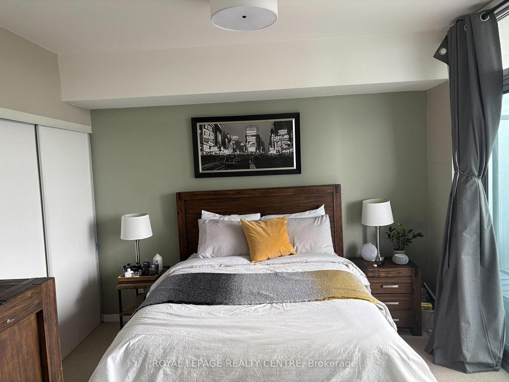 









103


The Queensway

Avenue, 2601,
Toronto,




ON
M6S 5B3

