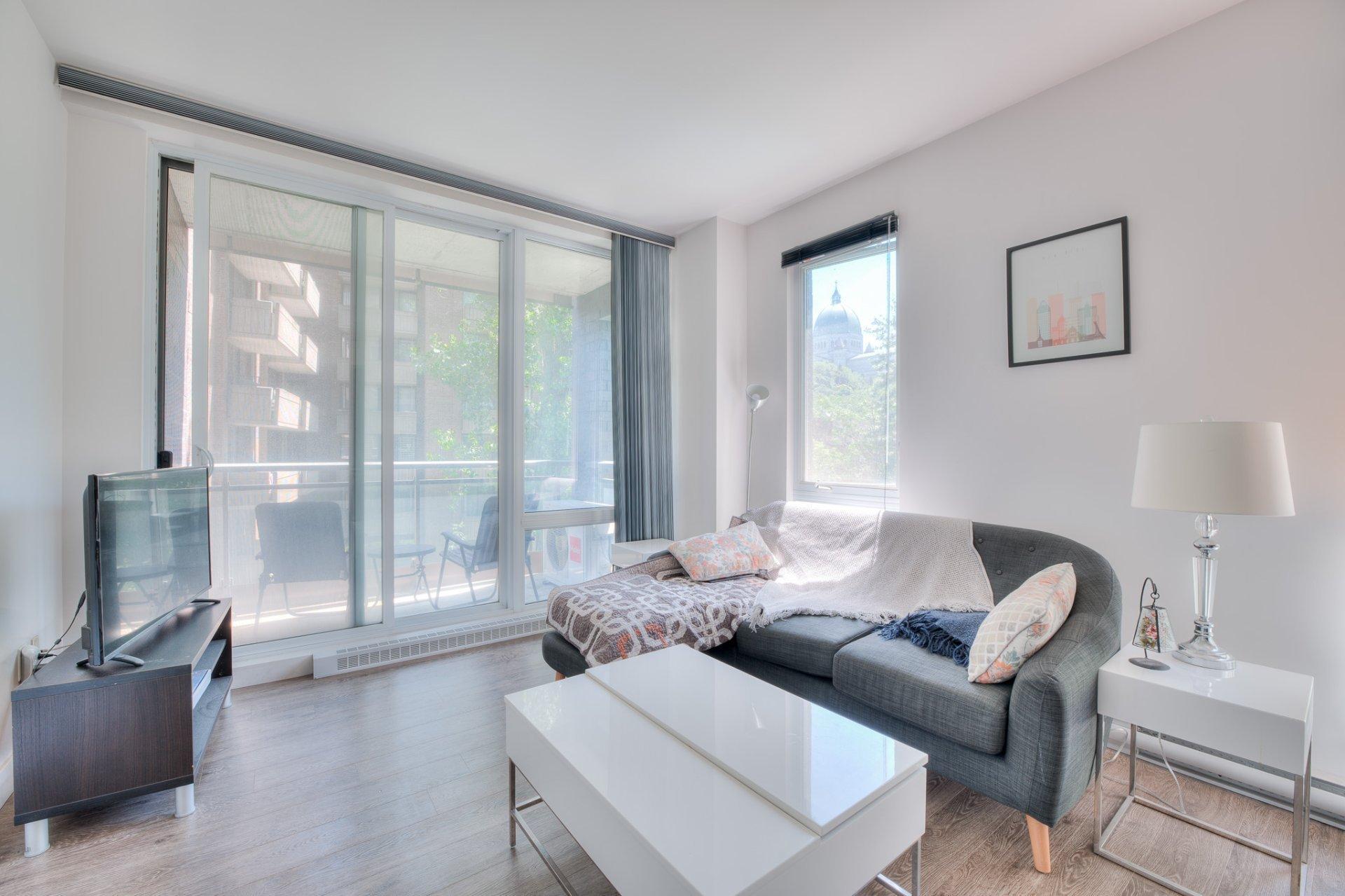 









3300


Av. Troie

, 401,
Montréal (Côte-des-Neiges/Notre-Dame-de-Grâce),




QC
H3V1A9

