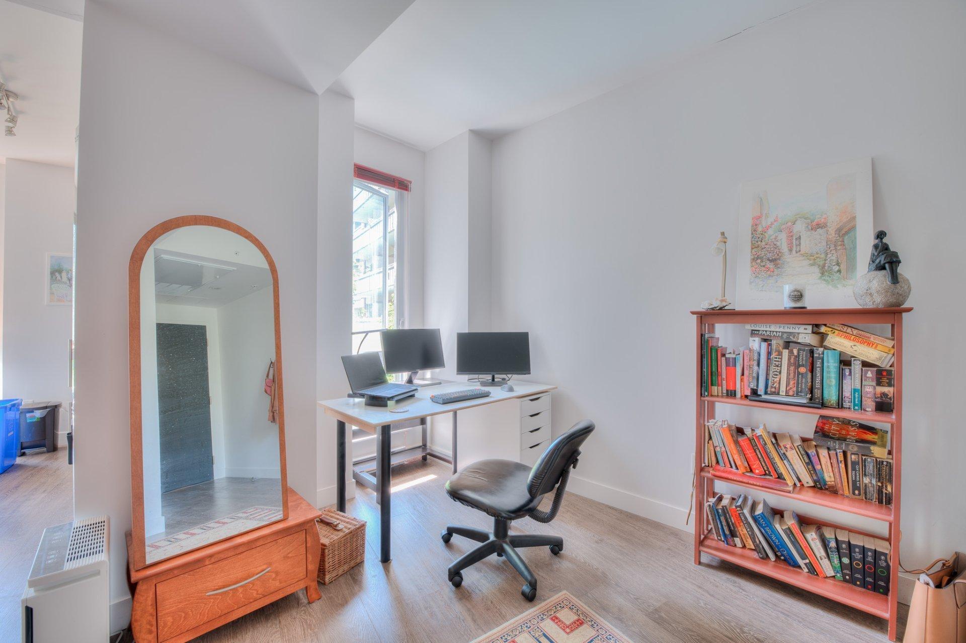









3300


Av. Troie

, 401,
Montréal (Côte-des-Neiges/Notre-Dame-de-Grâce),




QC
H3V1A9

