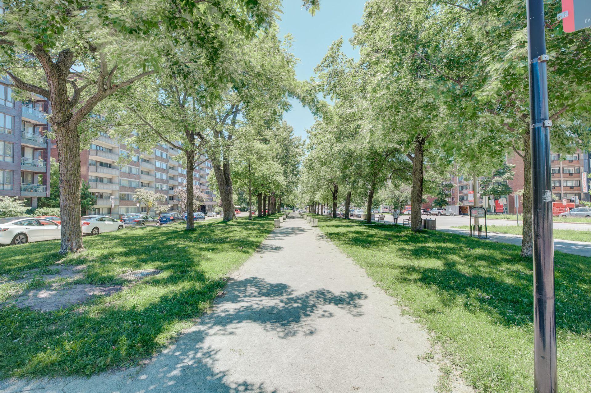 









3300


Av. Troie

, 401,
Montréal (Côte-des-Neiges/Notre-Dame-de-Grâce),




QC
H3V1A9


