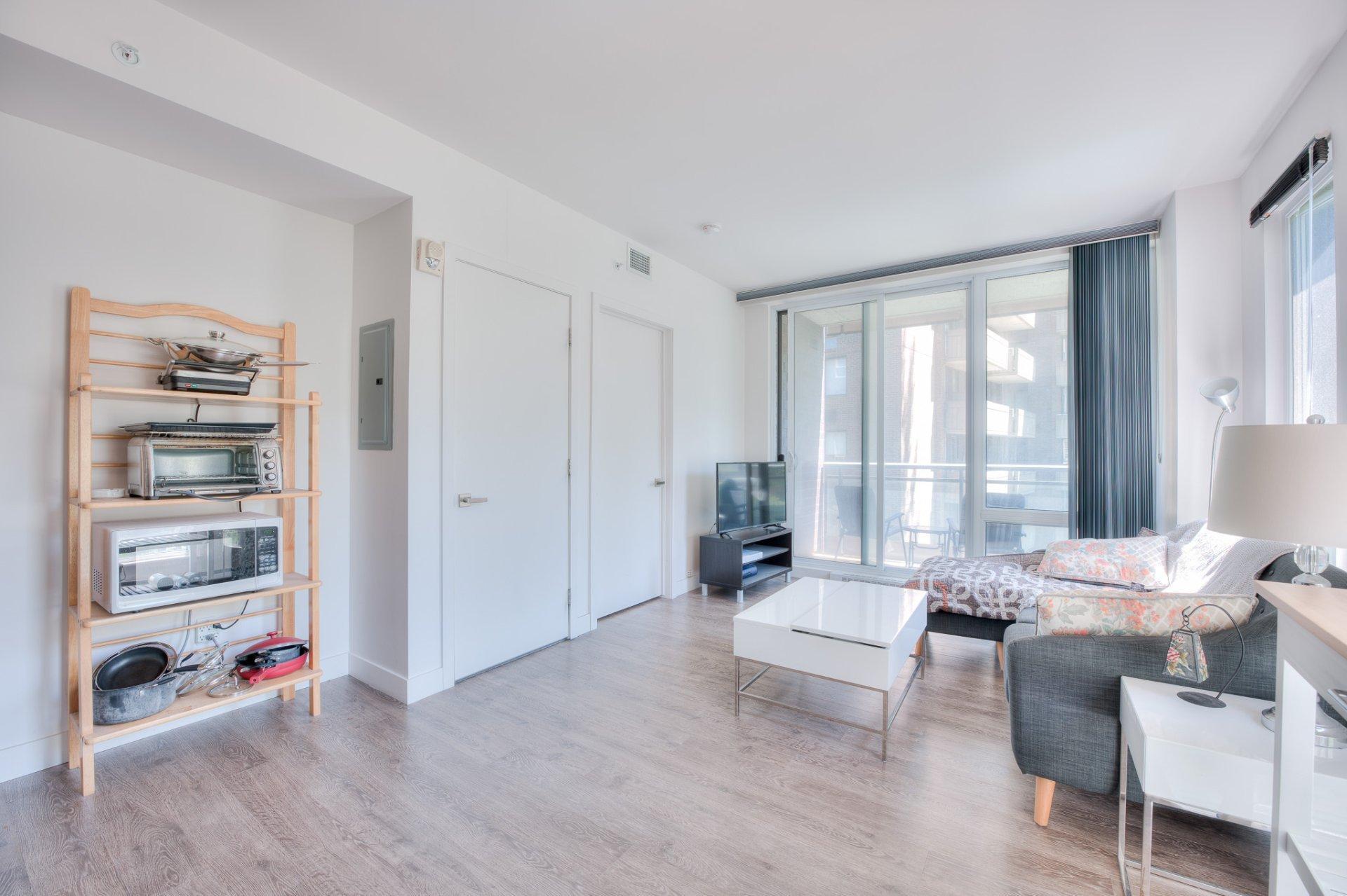 









3300


Av. Troie

, 401,
Montréal (Côte-des-Neiges/Notre-Dame-de-Grâce),




QC
H3V1A9


