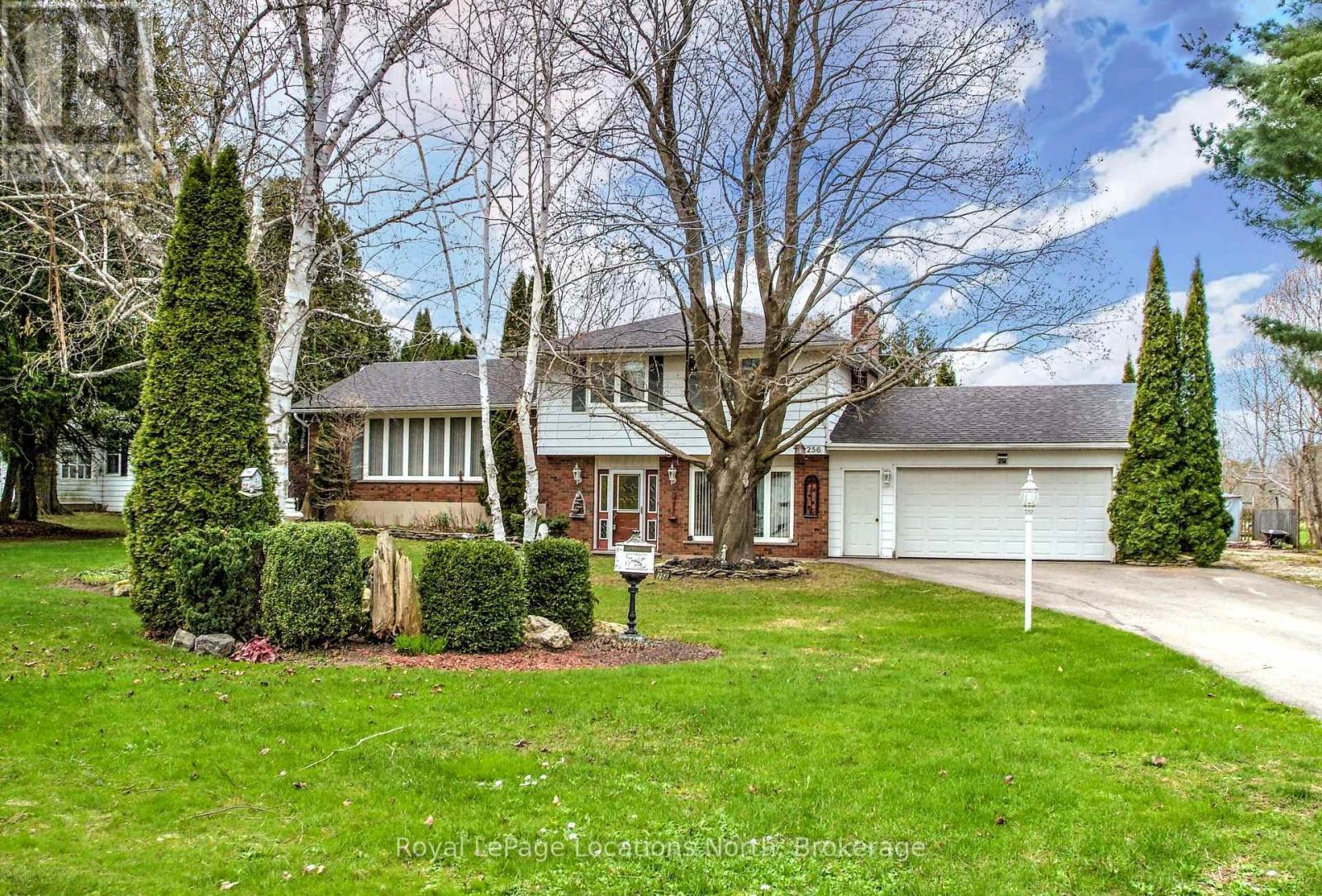 












256 UNION STREET

,
Meaford,




Ontario
N4L1E7

