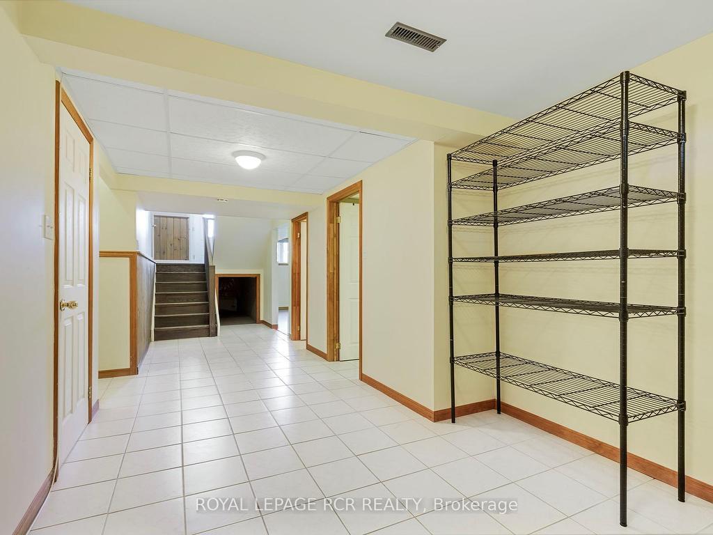









80


Woodside

Drive,
Orillia,




ON
L3V 7N9

