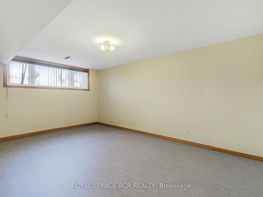 









80


Woodside

Drive,
Orillia,




ON
L3V 7N9

