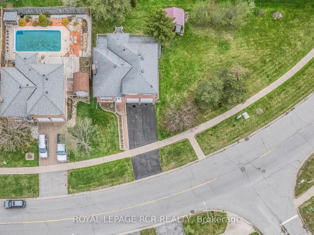 









80


Woodside

Drive,
Orillia,




ON
L3V 7N9

