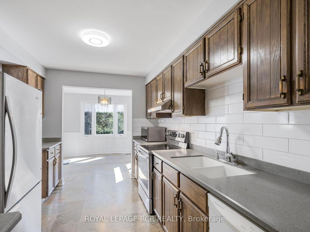 









80


Woodside

Drive,
Orillia,




ON
L3V 7N9

