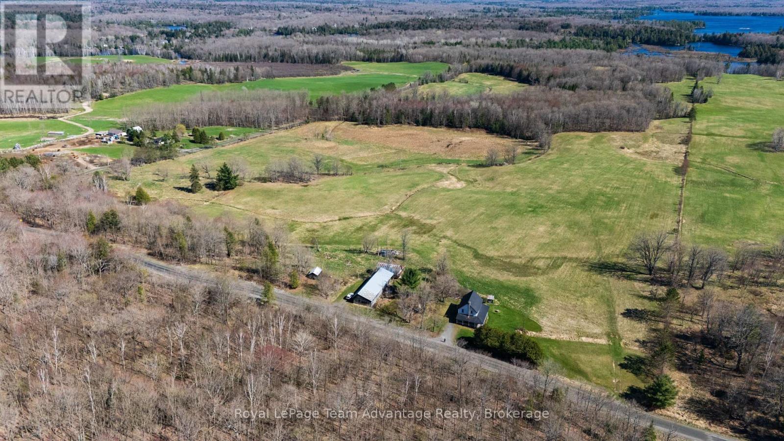 












77 LAKESHORE ROAD

,
McKellar,




Ontario
P0G1C0


