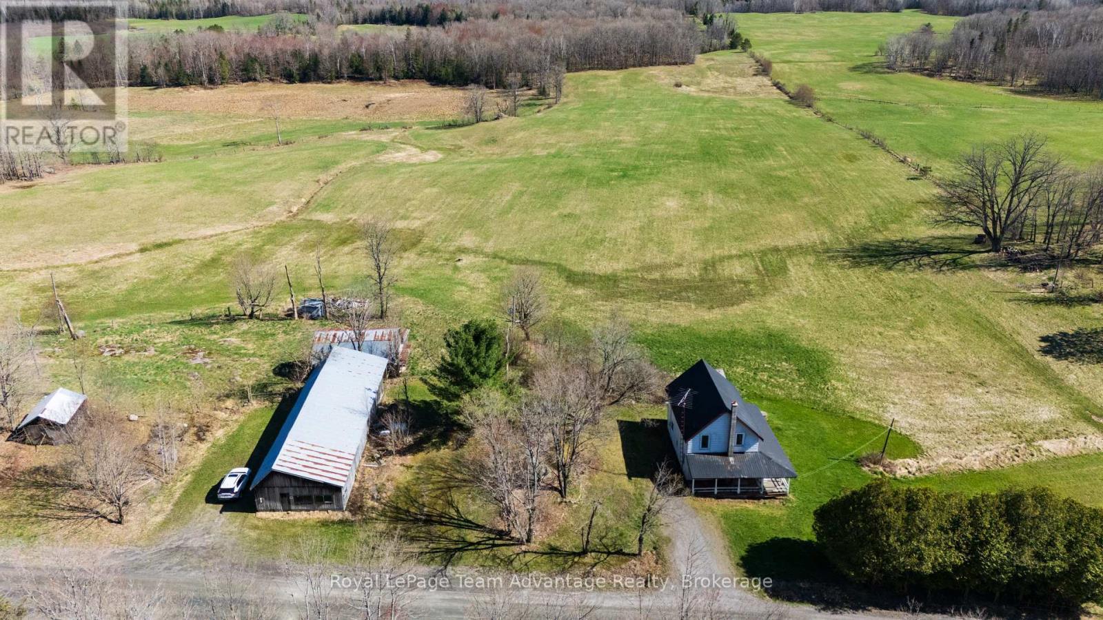 












77 LAKESHORE ROAD

,
McKellar,




Ontario
P0G1C0

