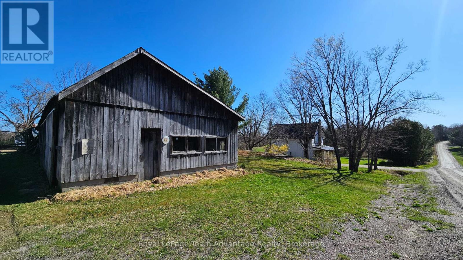 












77 LAKESHORE ROAD

,
McKellar,




Ontario
P0G1C0

