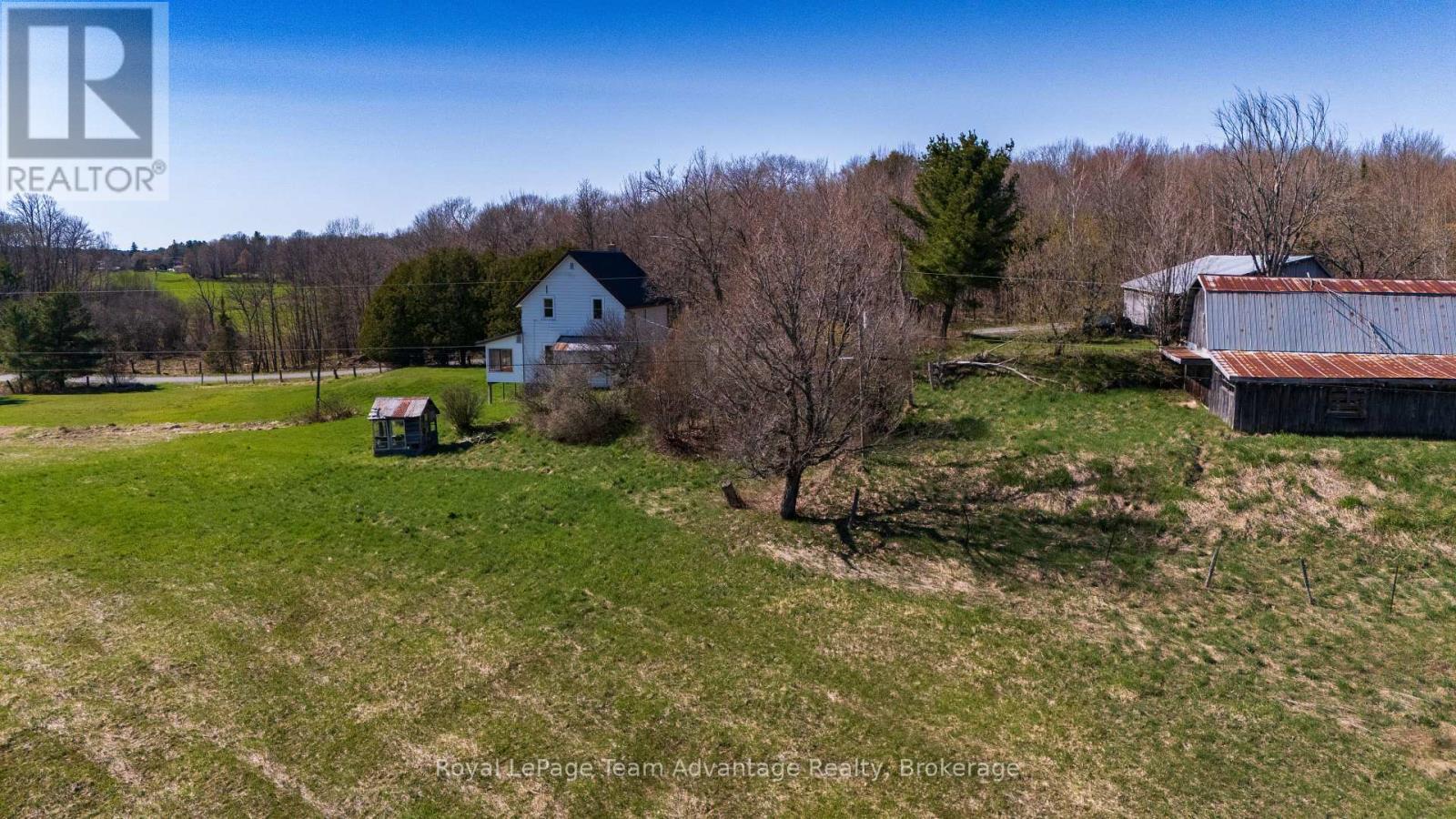 












77 LAKESHORE ROAD

,
McKellar,




Ontario
P0G1C0

