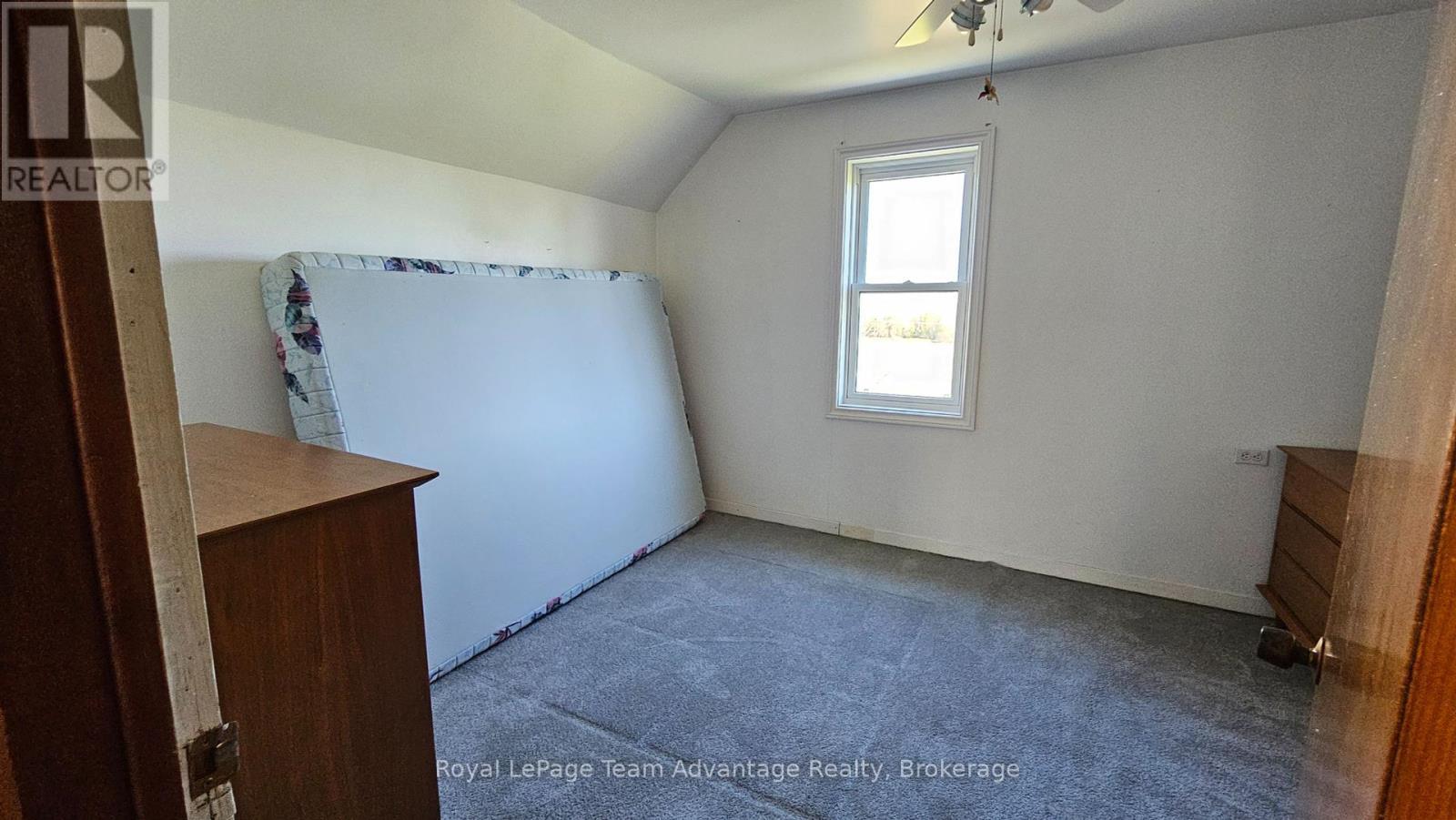 












77 LAKESHORE ROAD

,
McKellar,




Ontario
P0G1C0

