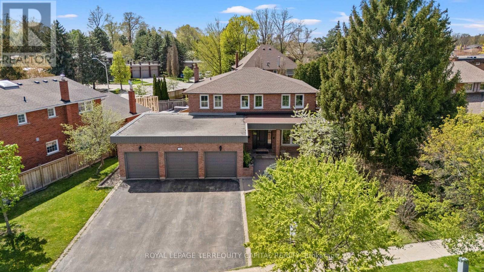 












136 VILLA PARK DRIVE

,
Vaughan,




Ontario
L4L3G7

