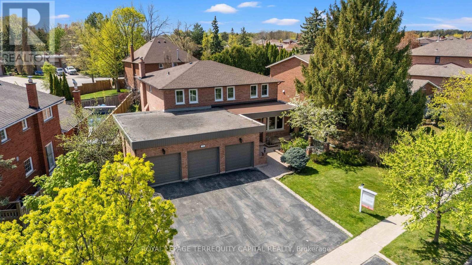 












136 VILLA PARK DRIVE

,
Vaughan,




Ontario
L4L3G7

