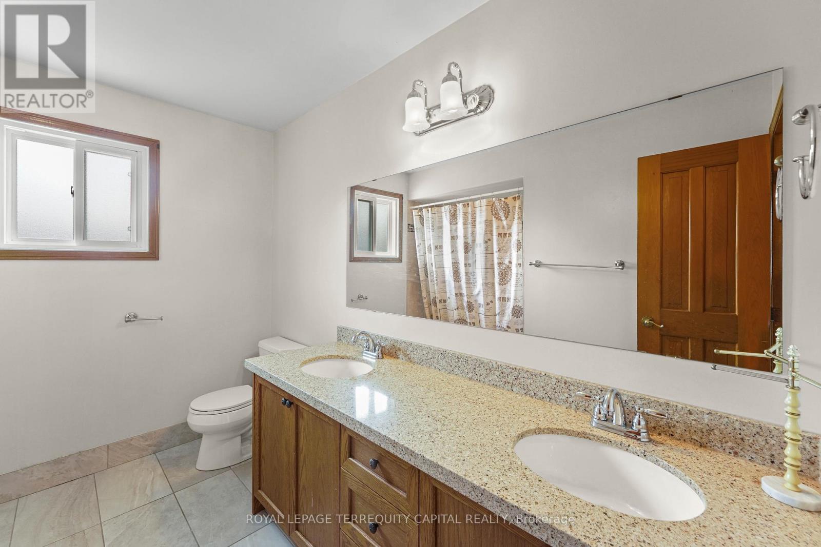 












136 VILLA PARK DRIVE

,
Vaughan,




Ontario
L4L3G7

