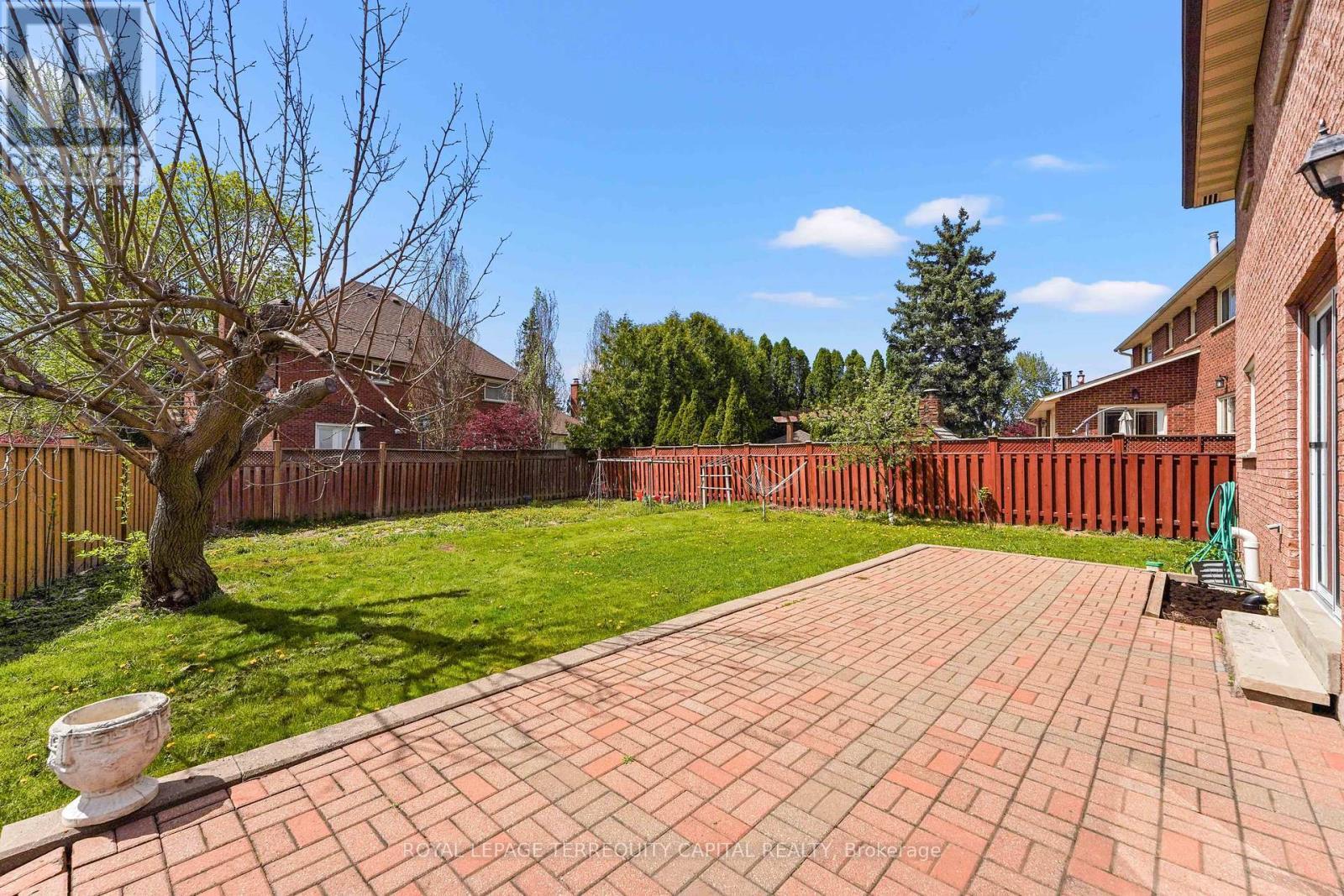 












136 VILLA PARK DRIVE

,
Vaughan,




Ontario
L4L3G7

