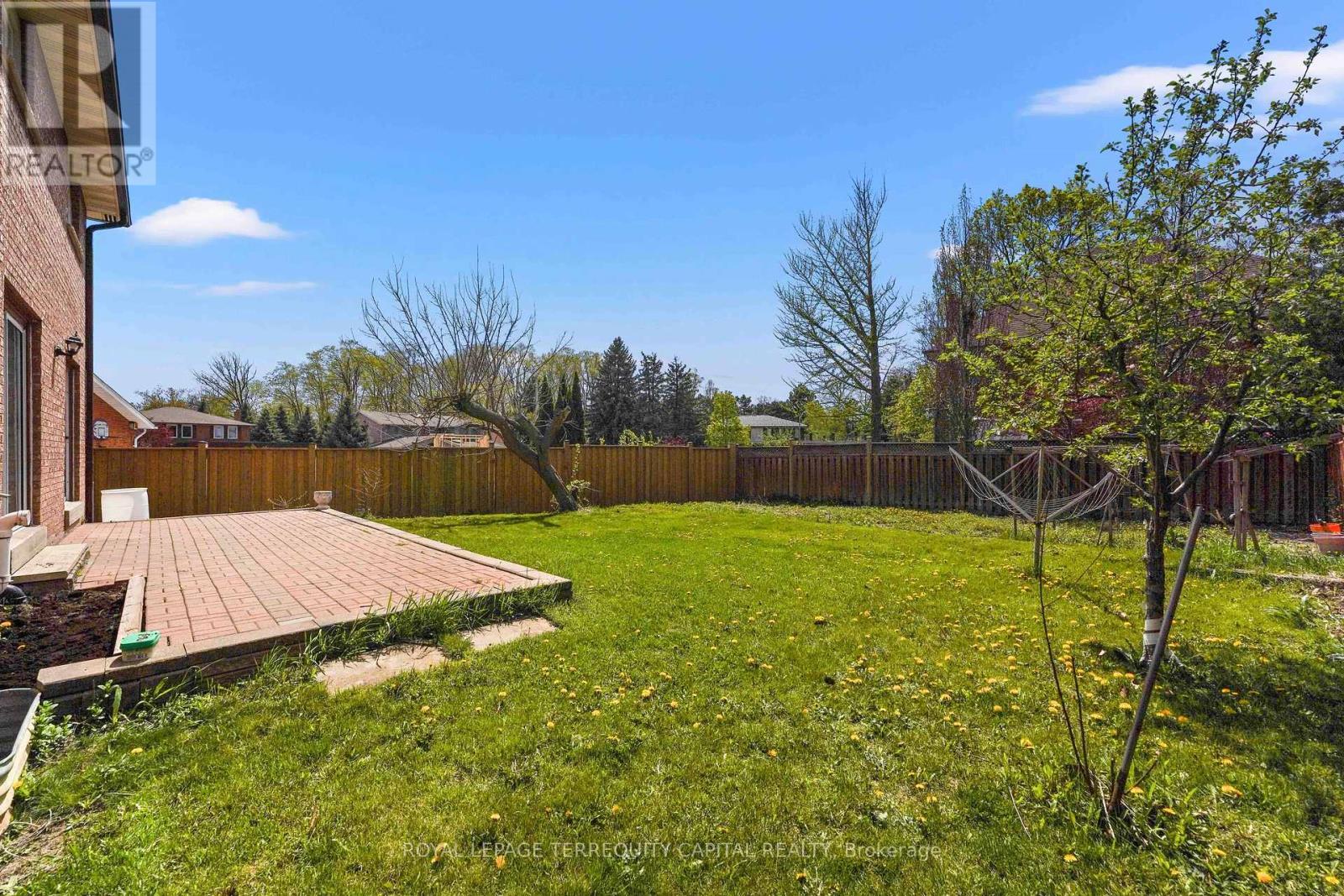 












136 VILLA PARK DRIVE

,
Vaughan,




Ontario
L4L3G7

