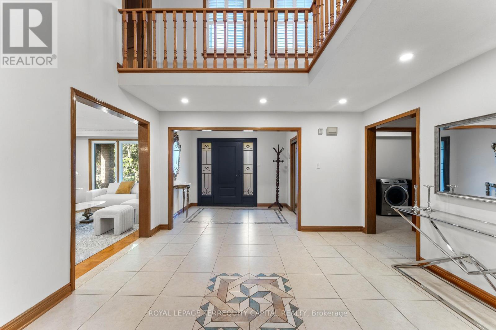 












136 VILLA PARK DRIVE

,
Vaughan,




Ontario
L4L3G7


