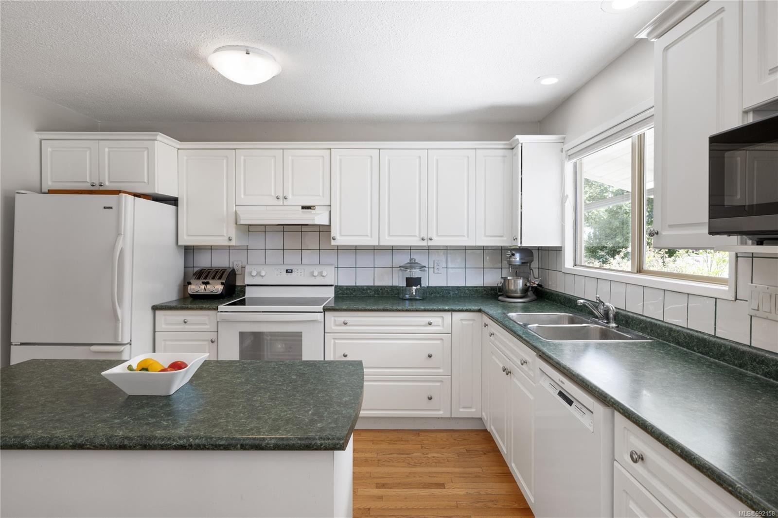









365


First

Ave West,
Qualicum Beach,




BC
V9K 1H6

