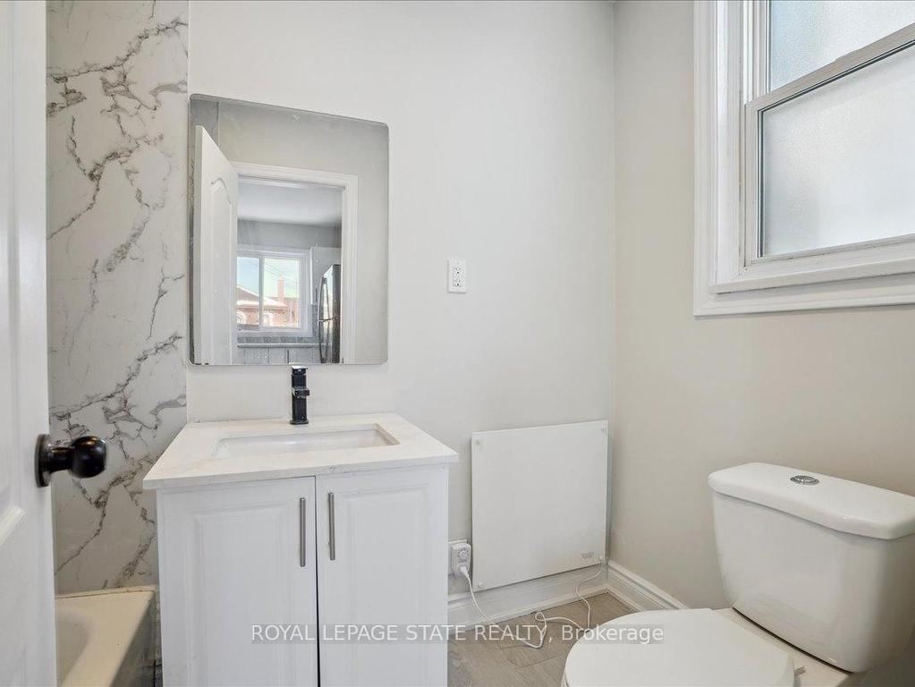 









510


Britannia

Avenue,
Hamilton,




ON
L8H 1Z6

