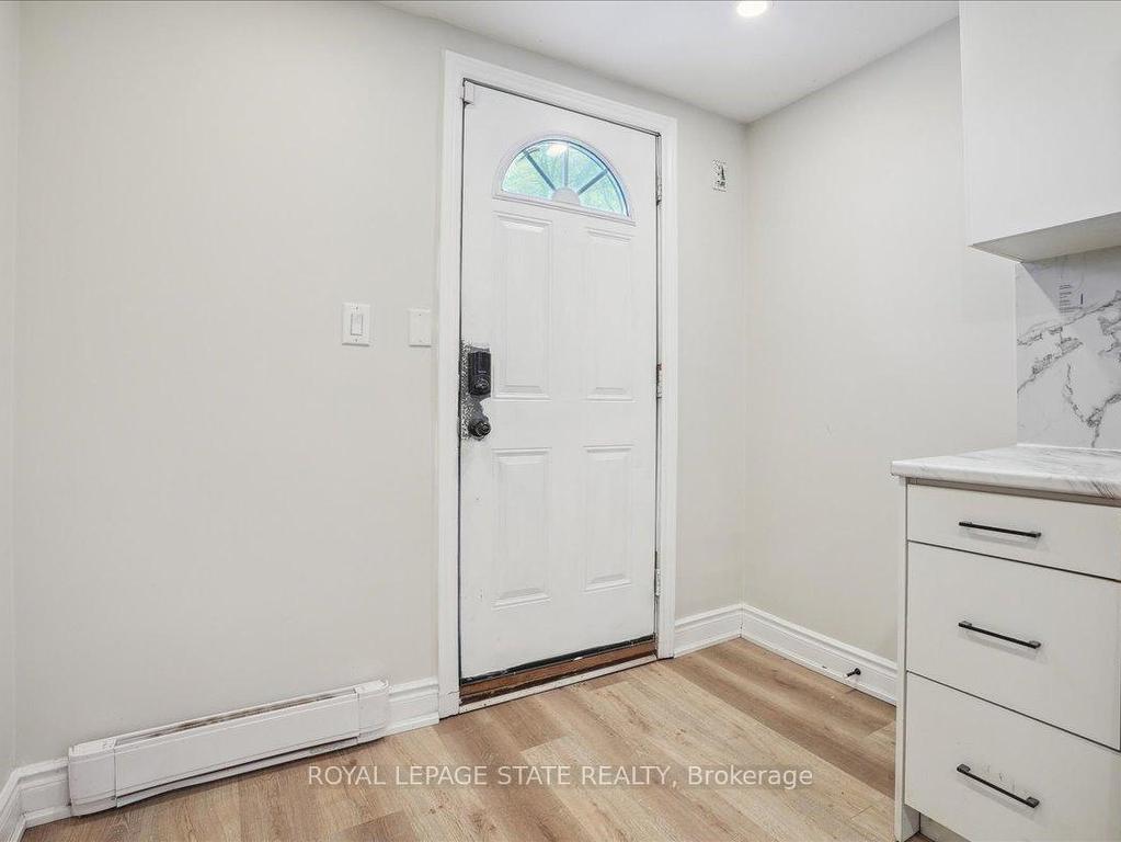 









510


Britannia

Avenue,
Hamilton,




ON
L8H 1Z6


