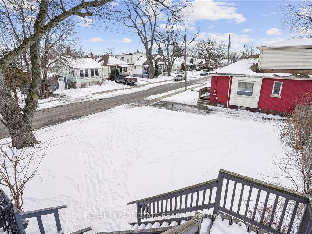 









510


Britannia

Avenue,
Hamilton,




ON
L8H 1Z6


