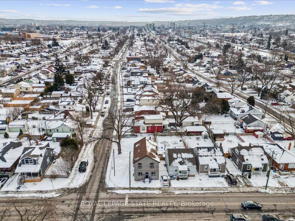 









510


Britannia

Avenue,
Hamilton,




ON
L8H 1Z6

