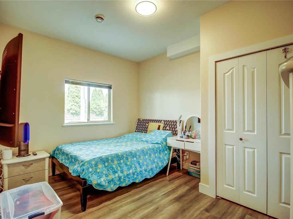 









6465


LaSalle

Rd,
Nanaimo,




BC
V9V 1P3

