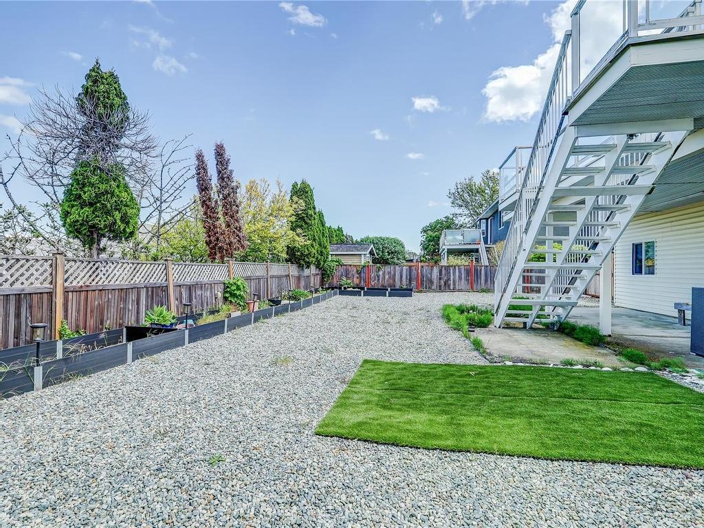 









6465


LaSalle

Rd,
Nanaimo,




BC
V9V 1P3


