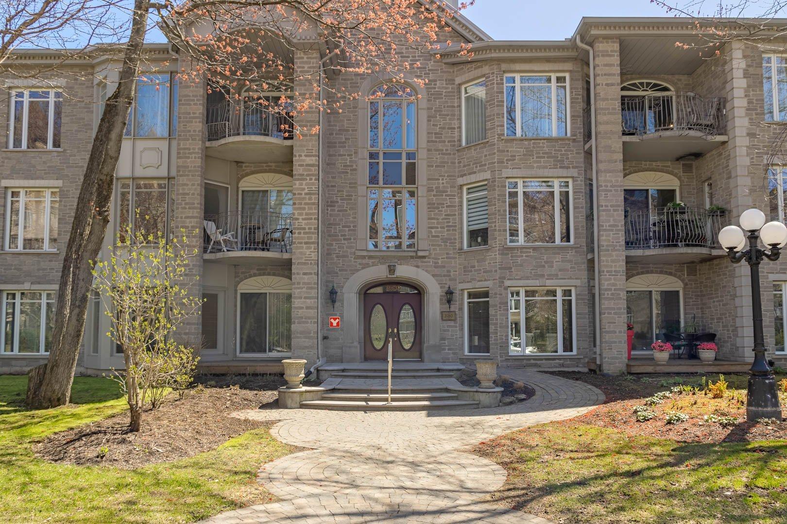 









3780


Rue Gabrielle-Vallée

, 305,
Québec (Sainte-Foy/Sillery/Cap-Rouge),




QC
G1W4Z4

