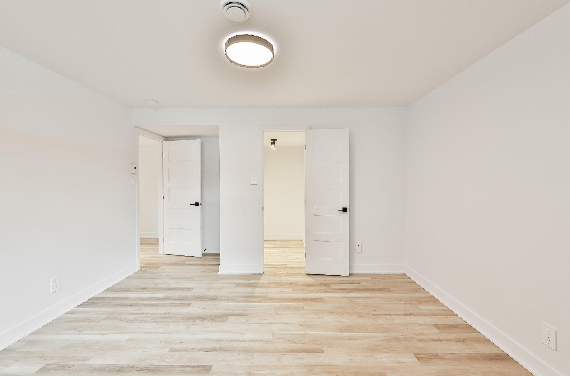 












Rue Lorrain

,
Saint-Lin/Laurentides,




QC
J5M2W5

