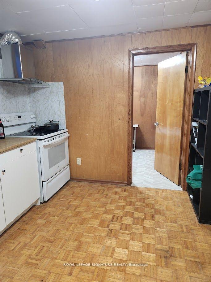 









43


Sorrel

Place, Main A,
Waterloo,




ON
N2L 4H2

