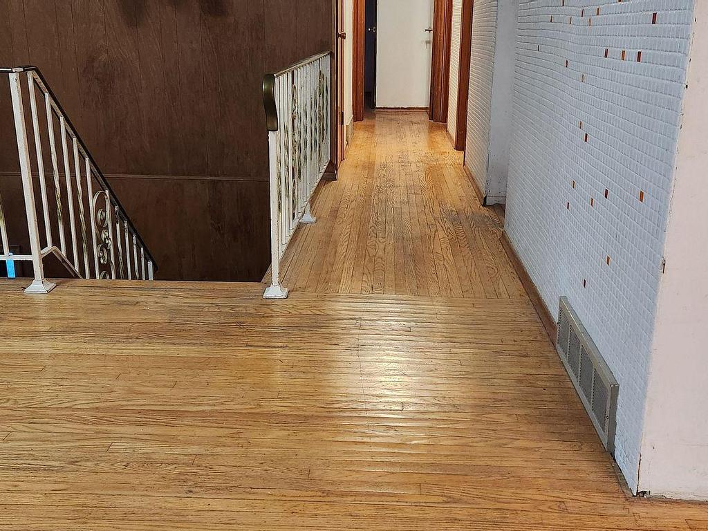 









43


Sorrel

Place, Upper (Room),
Waterloo,




ON
N2L 4H2

