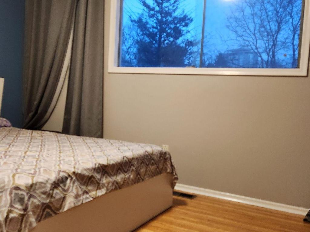 









43


Sorrel

Place, Upper (Room),
Waterloo,




ON
N2L 4H2

