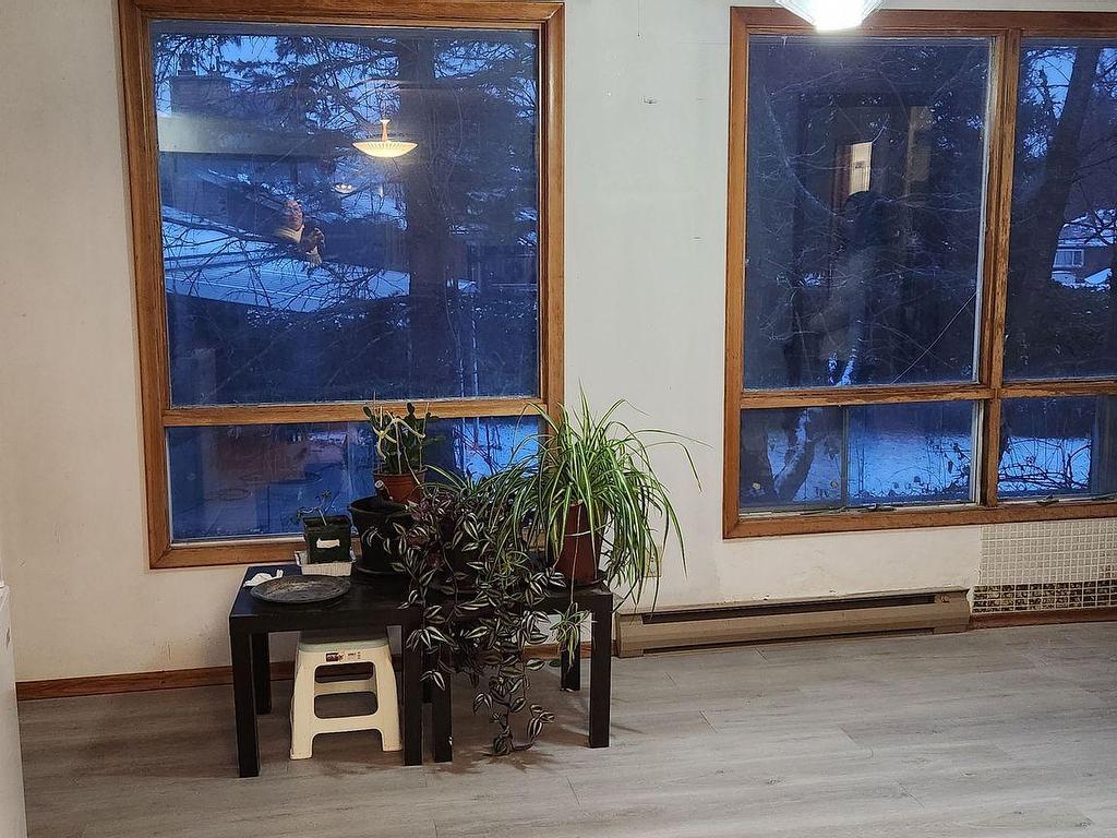 









43


Sorrel

Place, Upper (Room),
Waterloo,




ON
N2L 4H2

