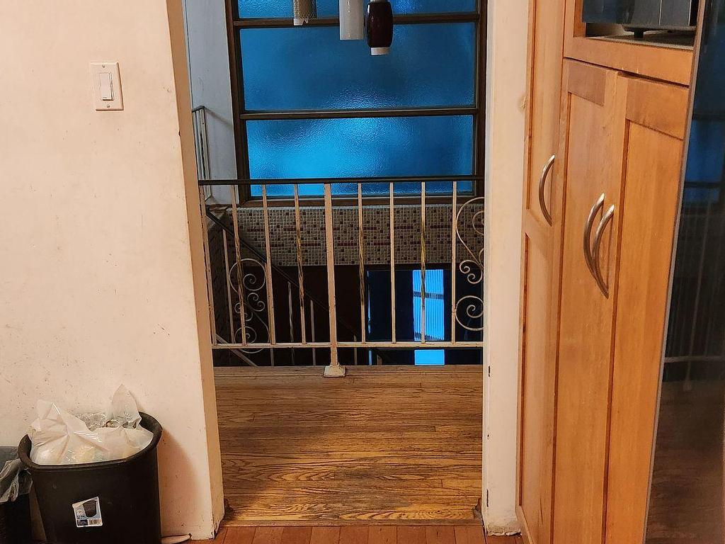 









43


Sorrel

Place, Upper (Room),
Waterloo,




ON
N2L 4H2

