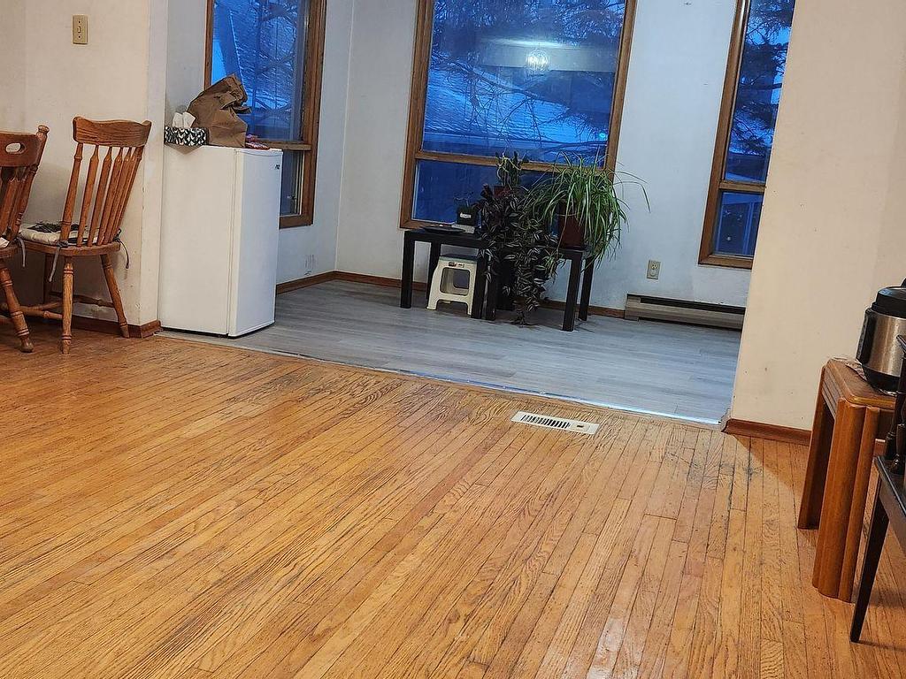 









43


Sorrel

Place, Upper (Room),
Waterloo,




ON
N2L 4H2


