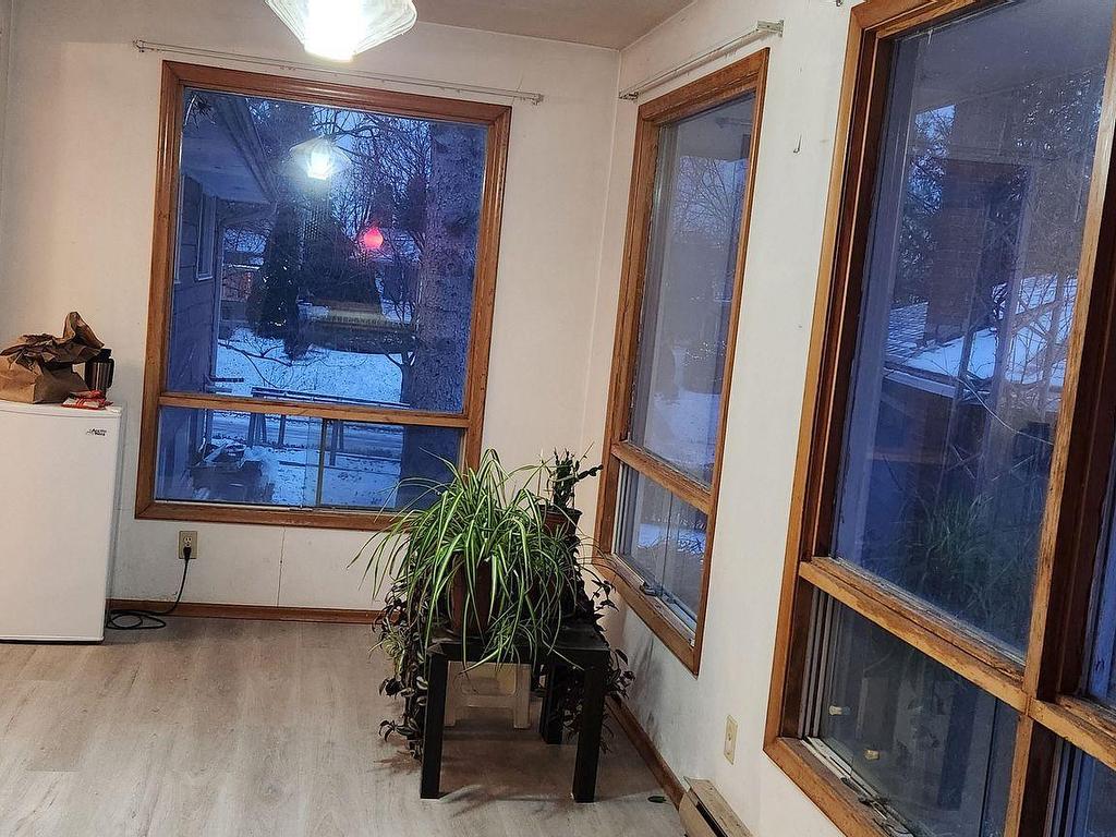 









43


Sorrel

Place, Upper (Room),
Waterloo,




ON
N2L 4H2

