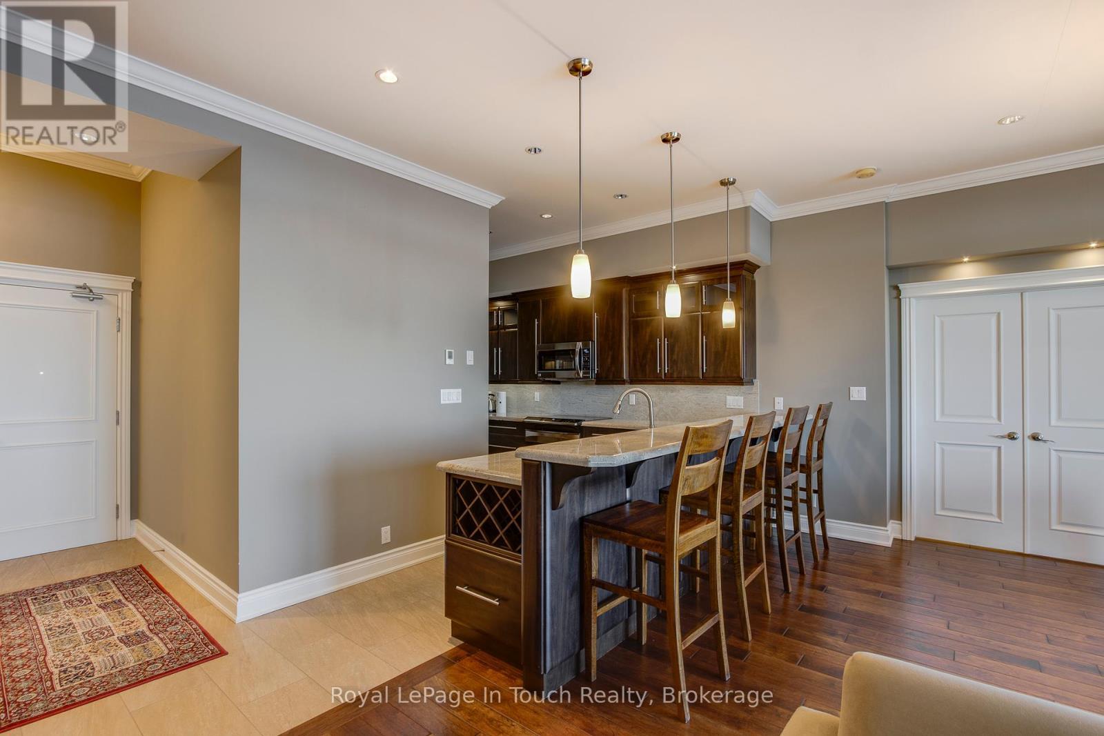 












UPH3 - 699 ABERDEEN BOULEVARD

,
Midland,




Ontario
L4R5P2


