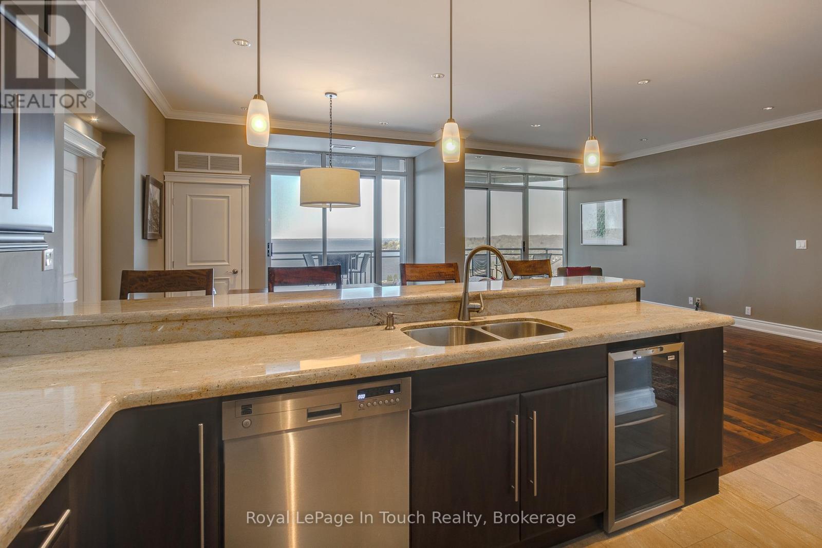 












UPH3 - 699 ABERDEEN BOULEVARD

,
Midland,




Ontario
L4R5P2

